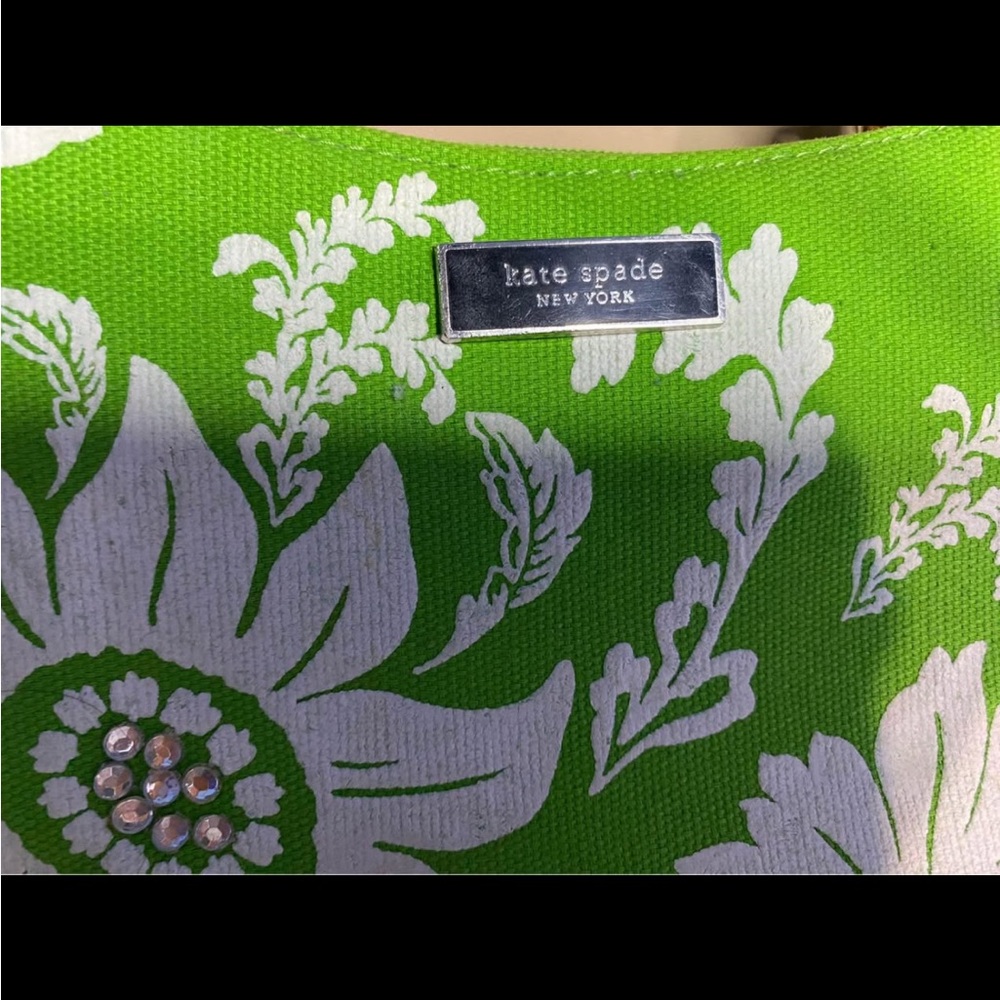 Kate Spade Green and White Floral Tote w rhinestones & Bamboo Handles - EUC Rare - Picture 12 of 16